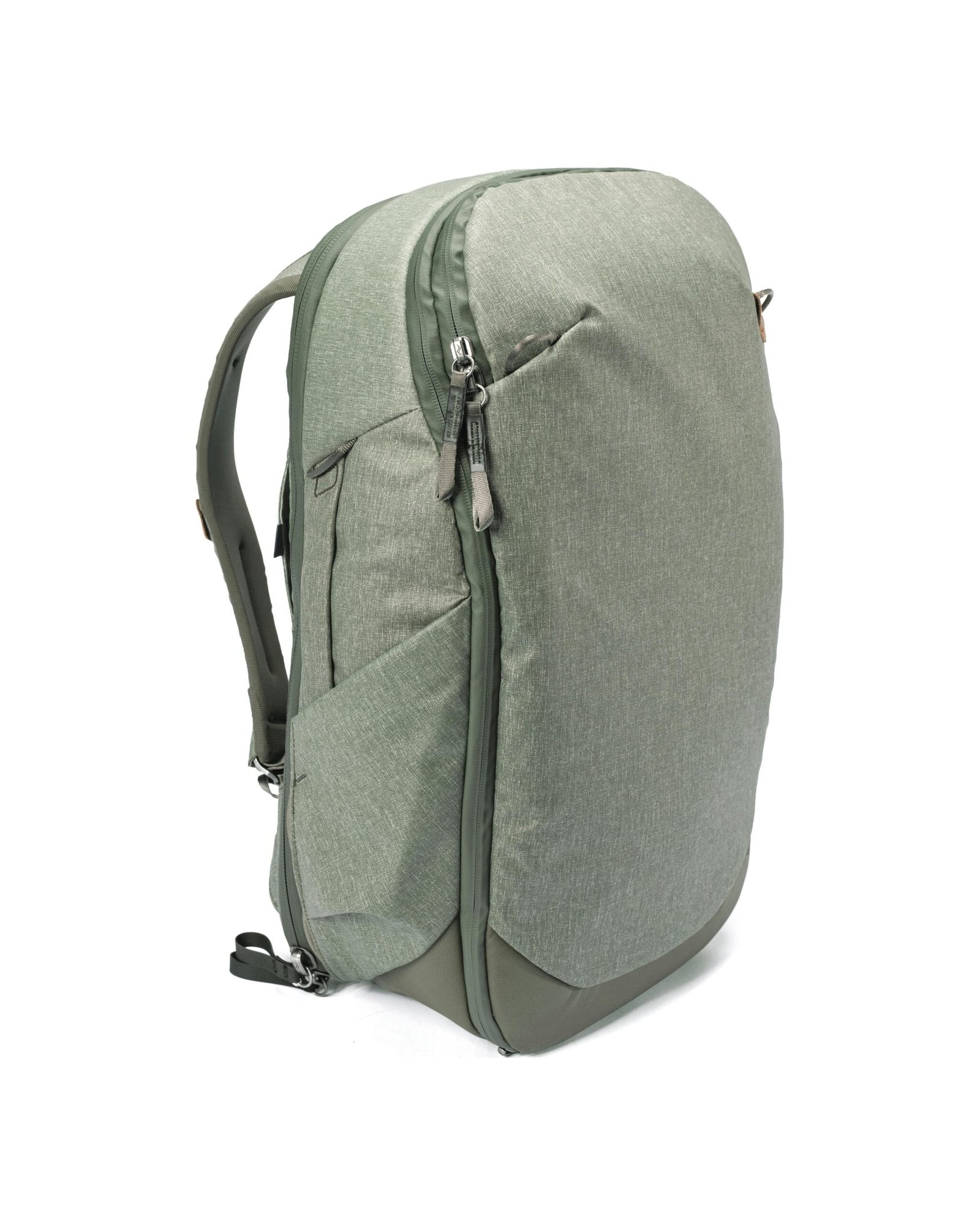 35l medium travel backpack made by design