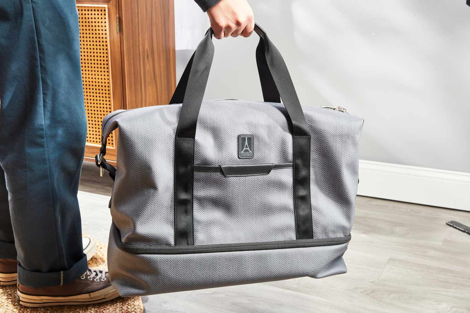 carry on tote with shoe compartment