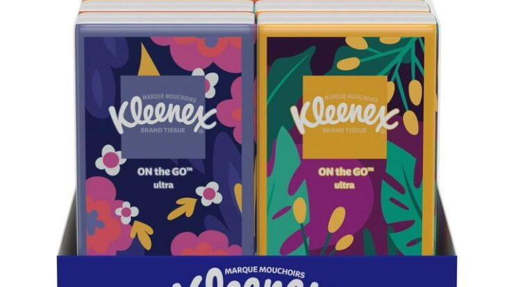 kleenex facial tissues on the go pack